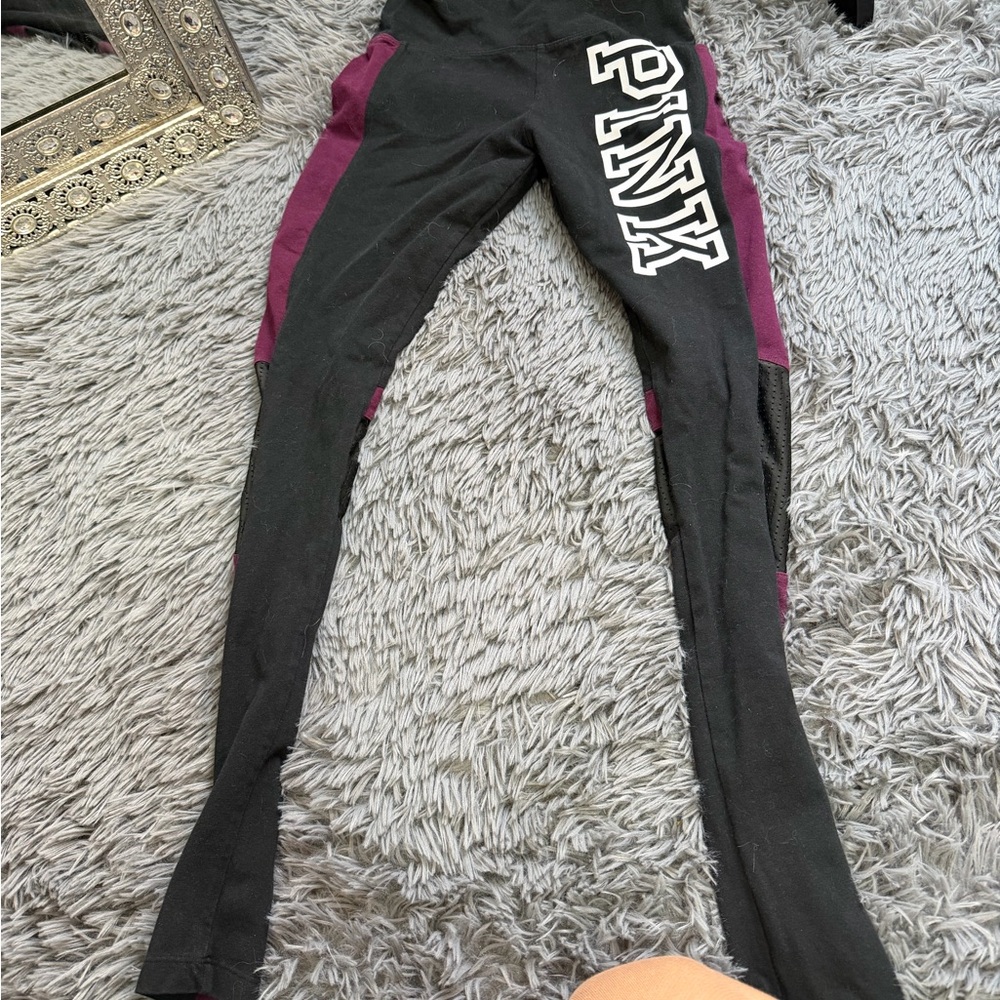 🌟PINK Victoria's Secret Black‎ and Purple Leggings